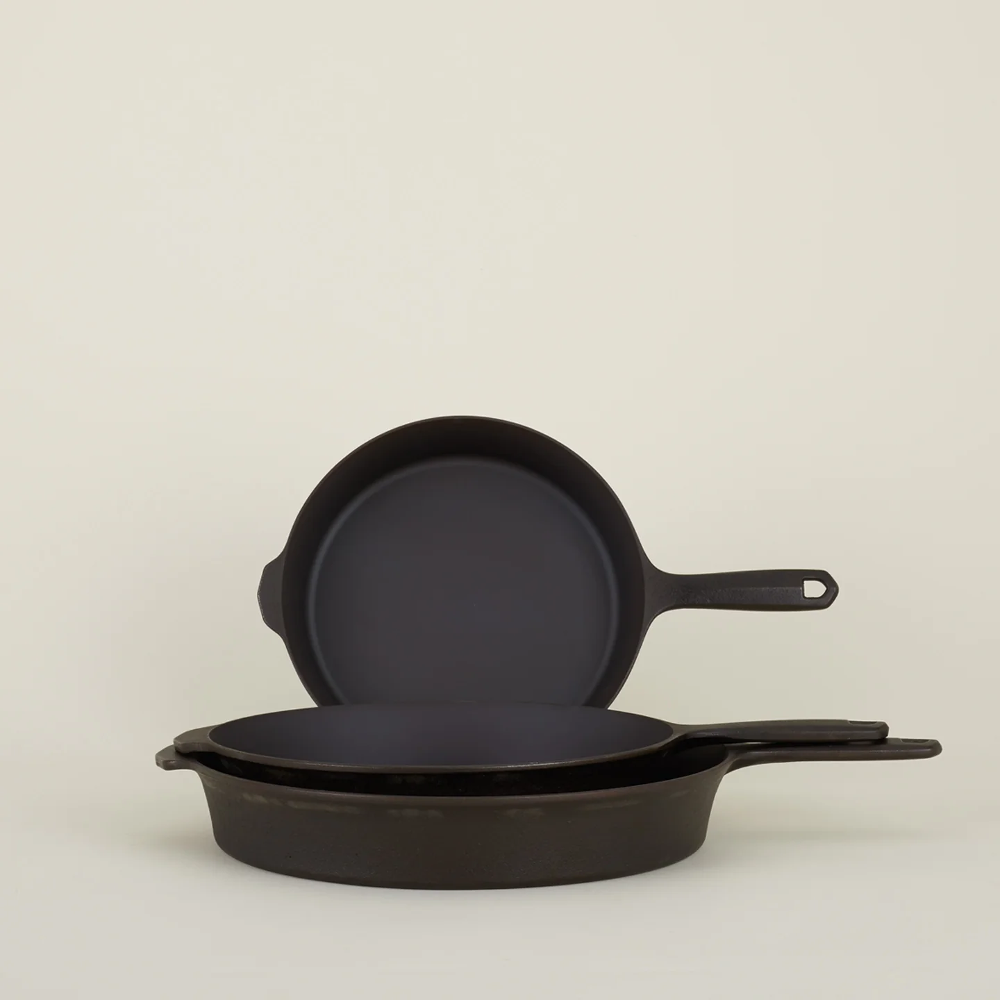 Cast Iron Cookware - Medium - Image 3