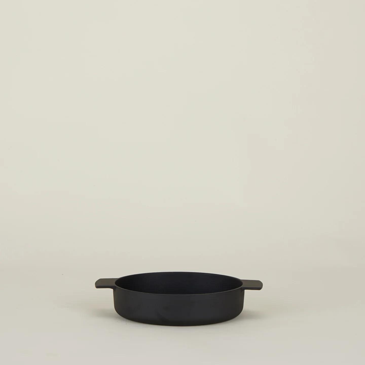 Cast Iron Casserole Pan - Image 5