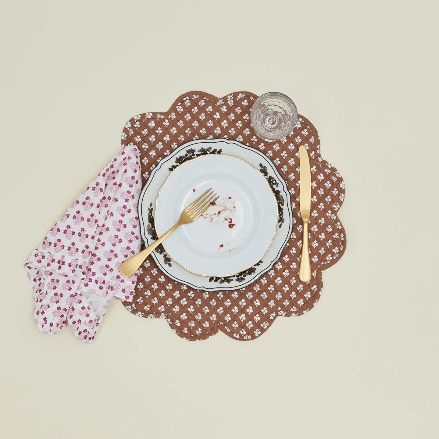 Constance Wavy Quilted Placemat - Image 2