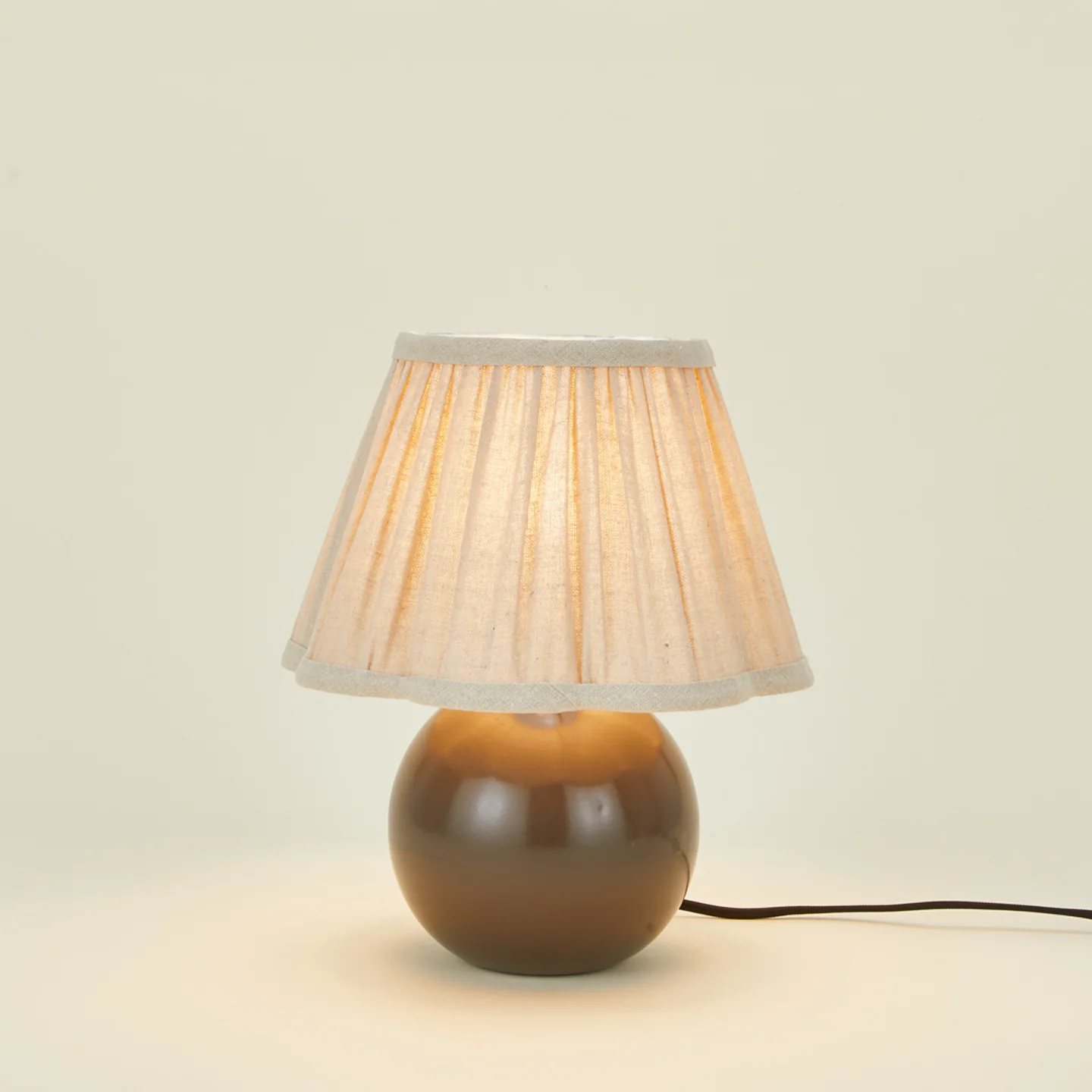 Cordane Pleated Table Lamp - Image 4