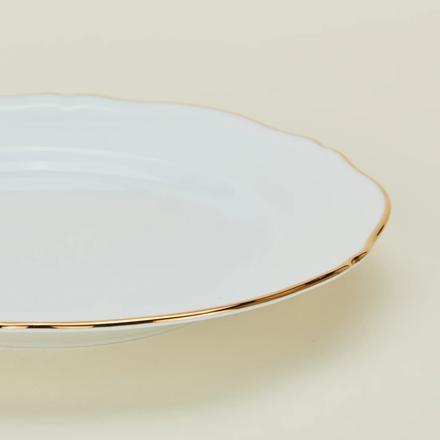 Corona Round Platter - Oro Brillante - Image 4