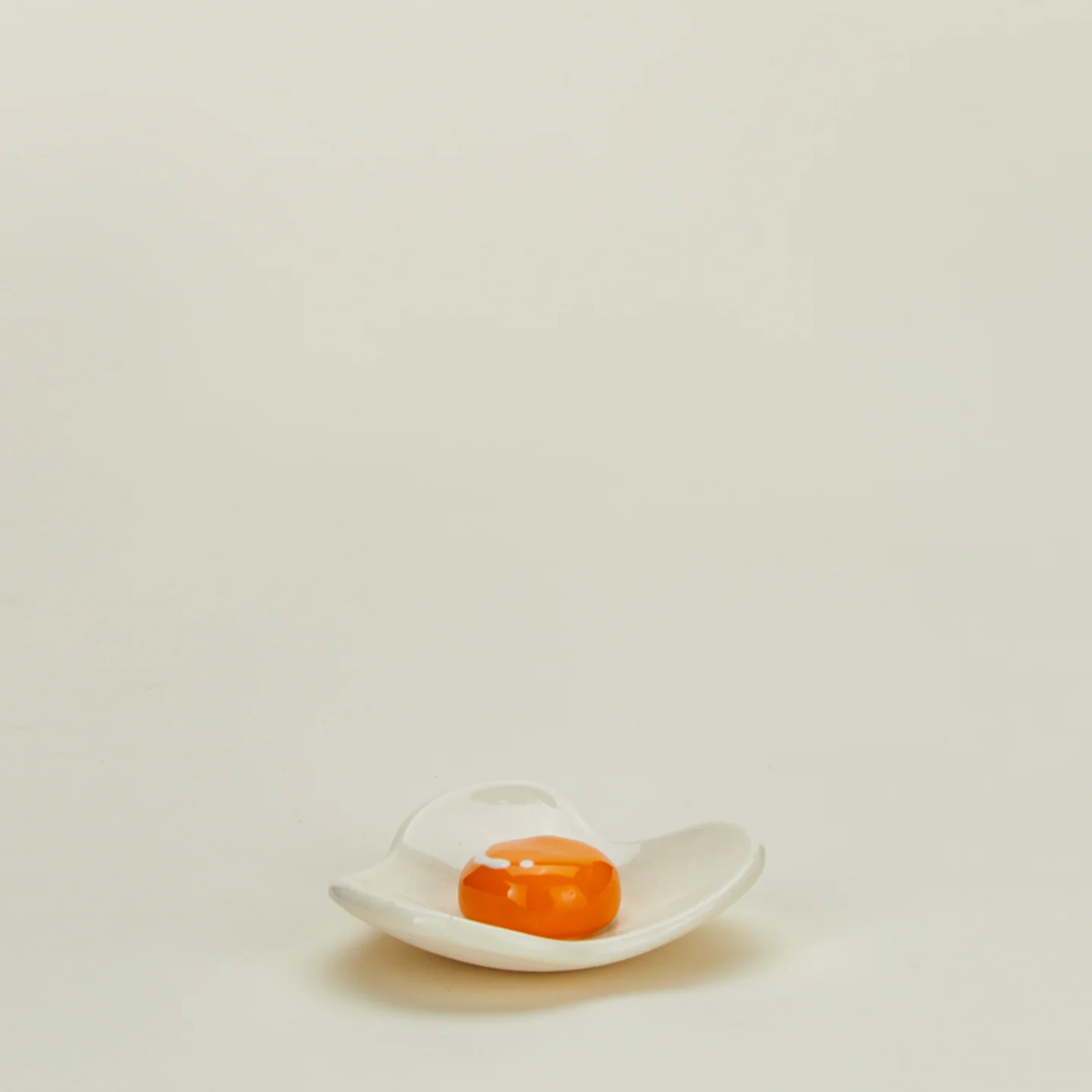Egg Ceramic Dish - Image 3