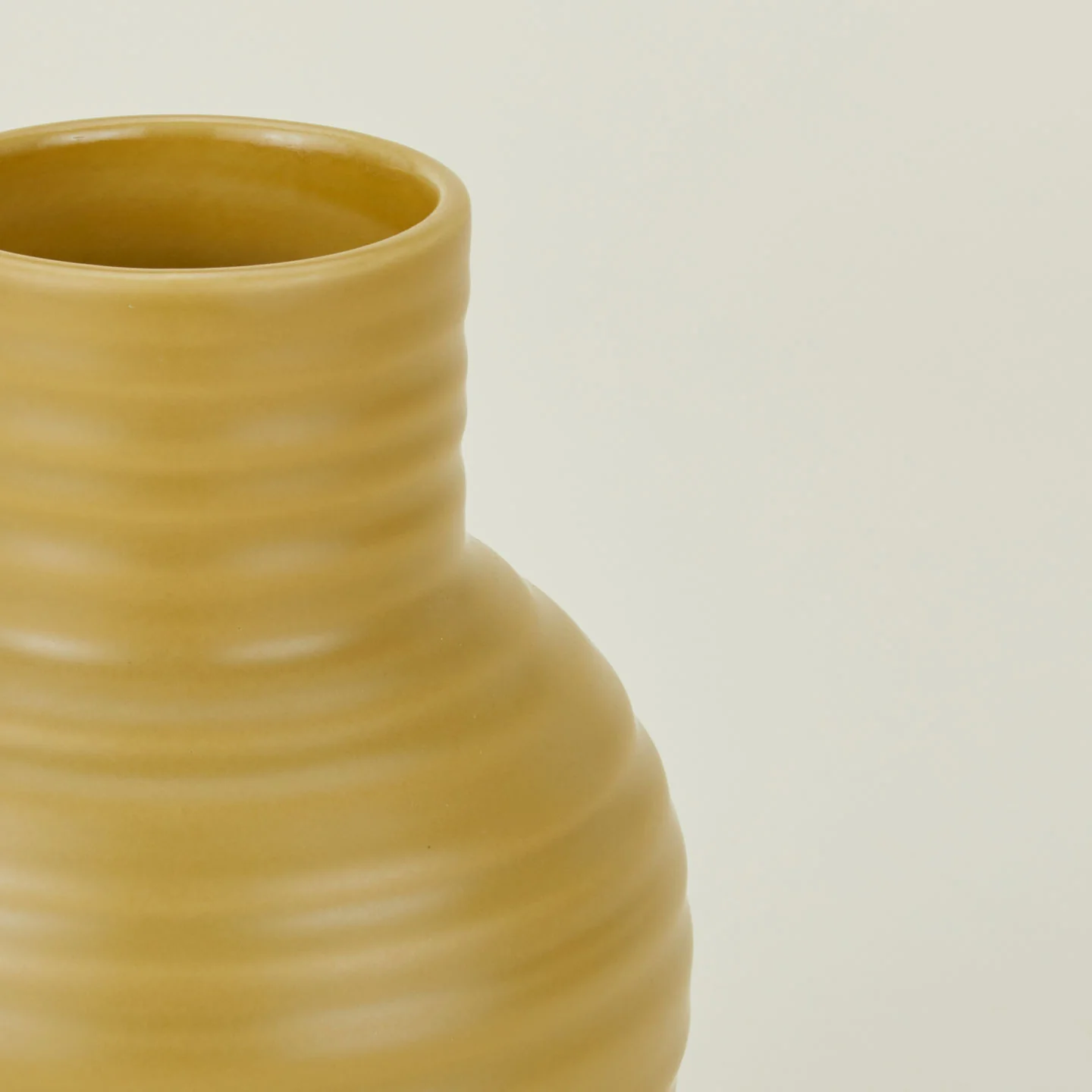 Essential Ceramic Vase - Mustard - Image 3