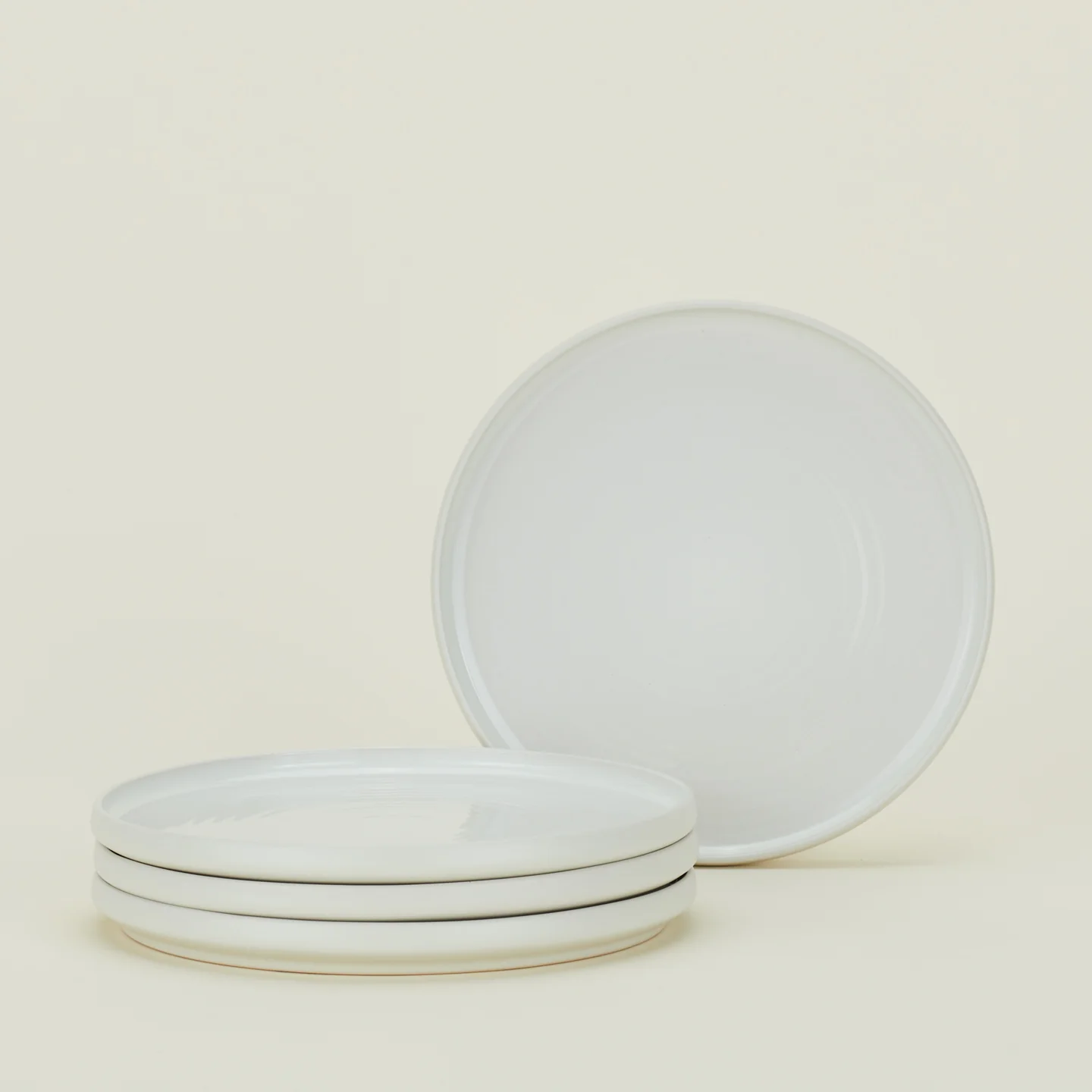 Essential Dinnerware, 16 Piece Set - Bone - Image 4