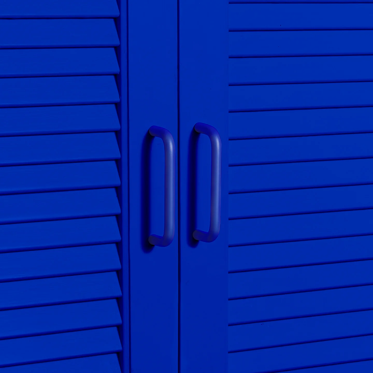 Essential Drawer Pull - Klein Blue - Image 2