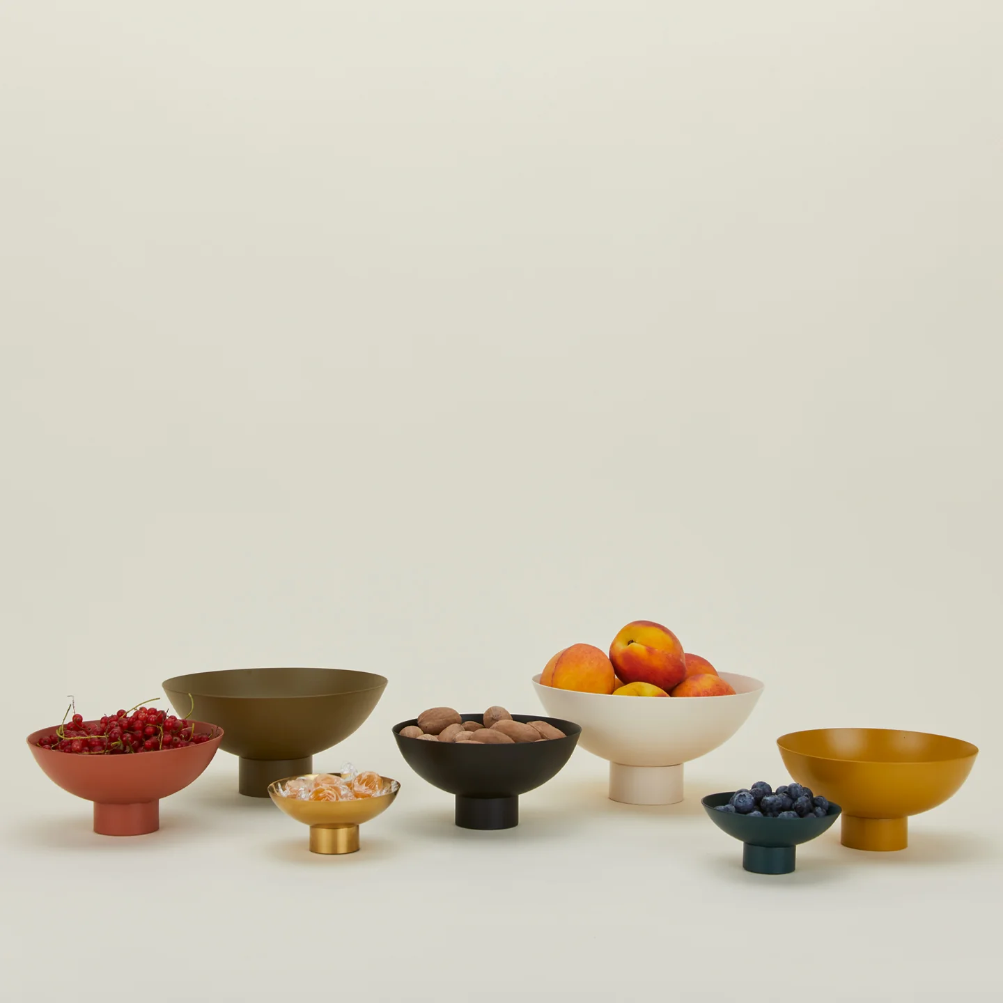 Essential Footed Bowl - Brass - Image 4