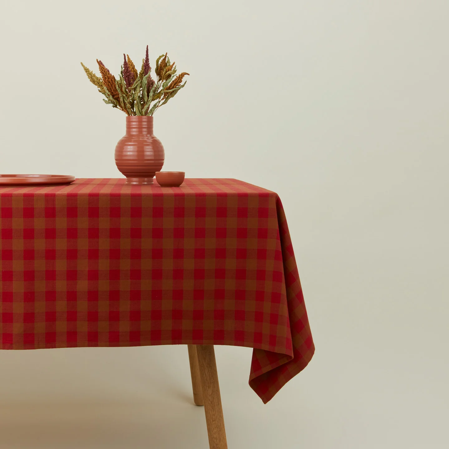 Essential Gingham Tablecloth - Red/Terracotta - Image 2