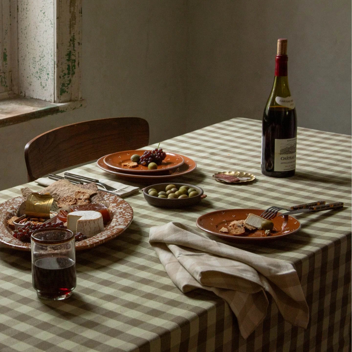 Essential Gingham Tablecloth - Sage/Olive - Image 7