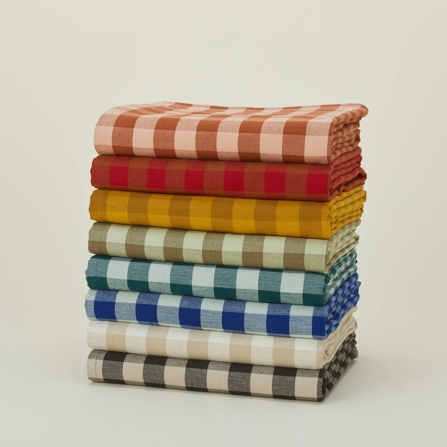 Essential Gingham Tablecloth - Sky/Blue - Image 5