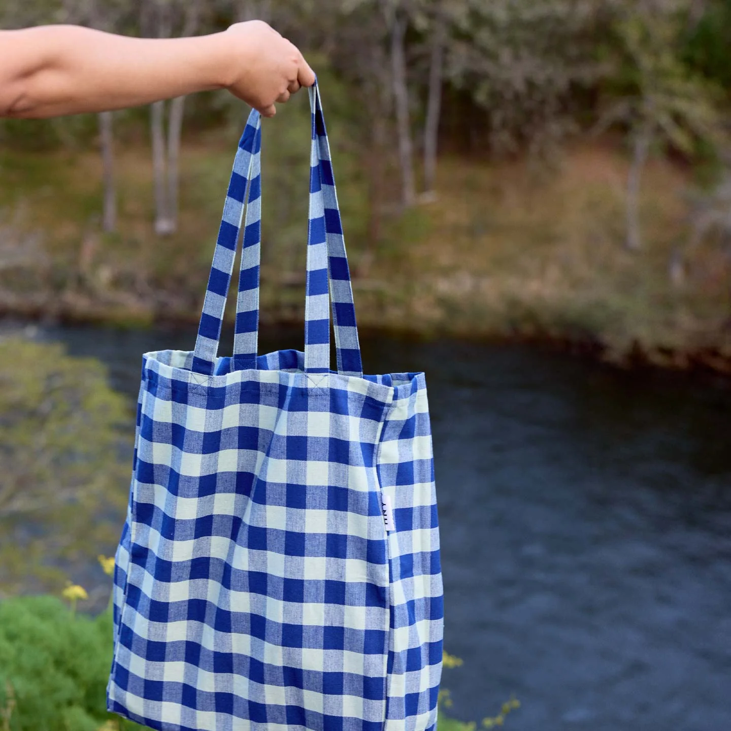 Essential Gingham Tote - Sky/Blue - Image 5