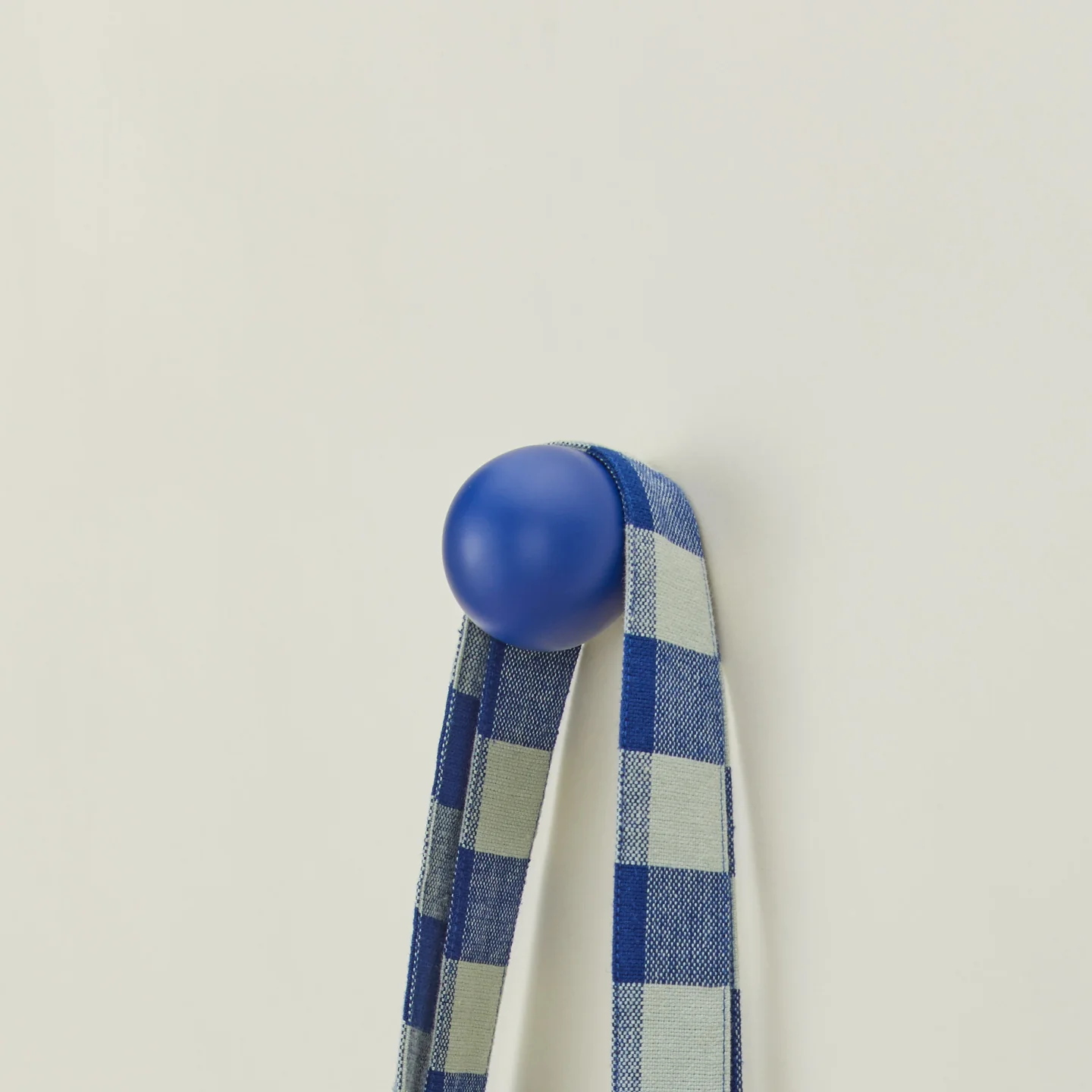 Essential Sphere Hook - Klein Blue - Image 2