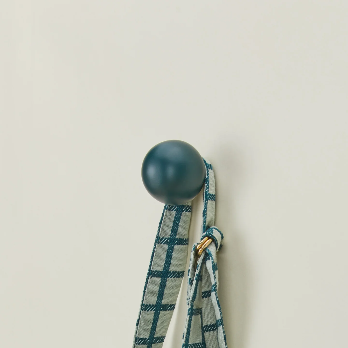 Essential Sphere Hook - Peacock - Image 2