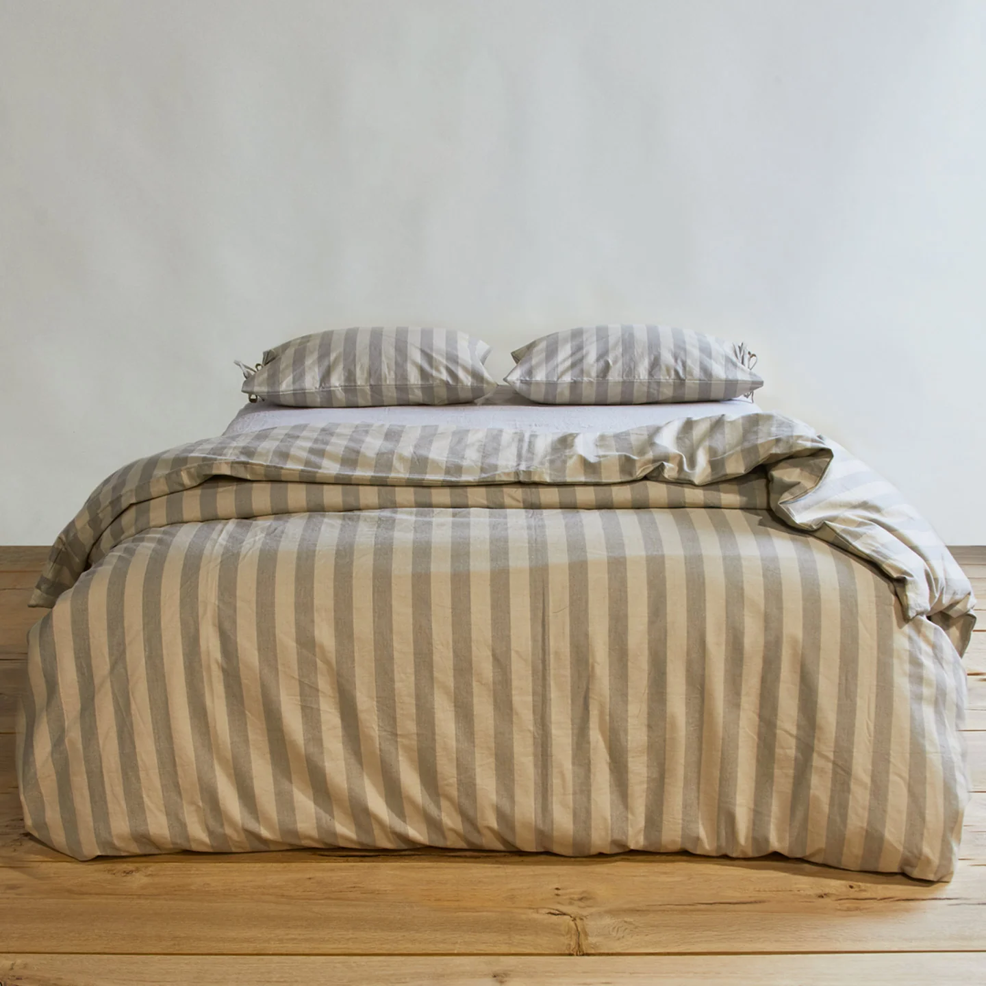 Essential Striped Duvet - Light Grey/Dark Grey - Image 4