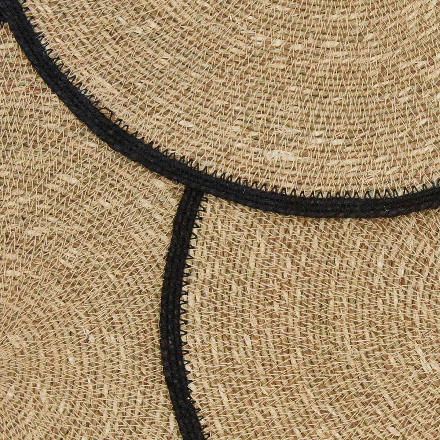 Essential Woven Placemat, Set of 4 - Black - Image 4