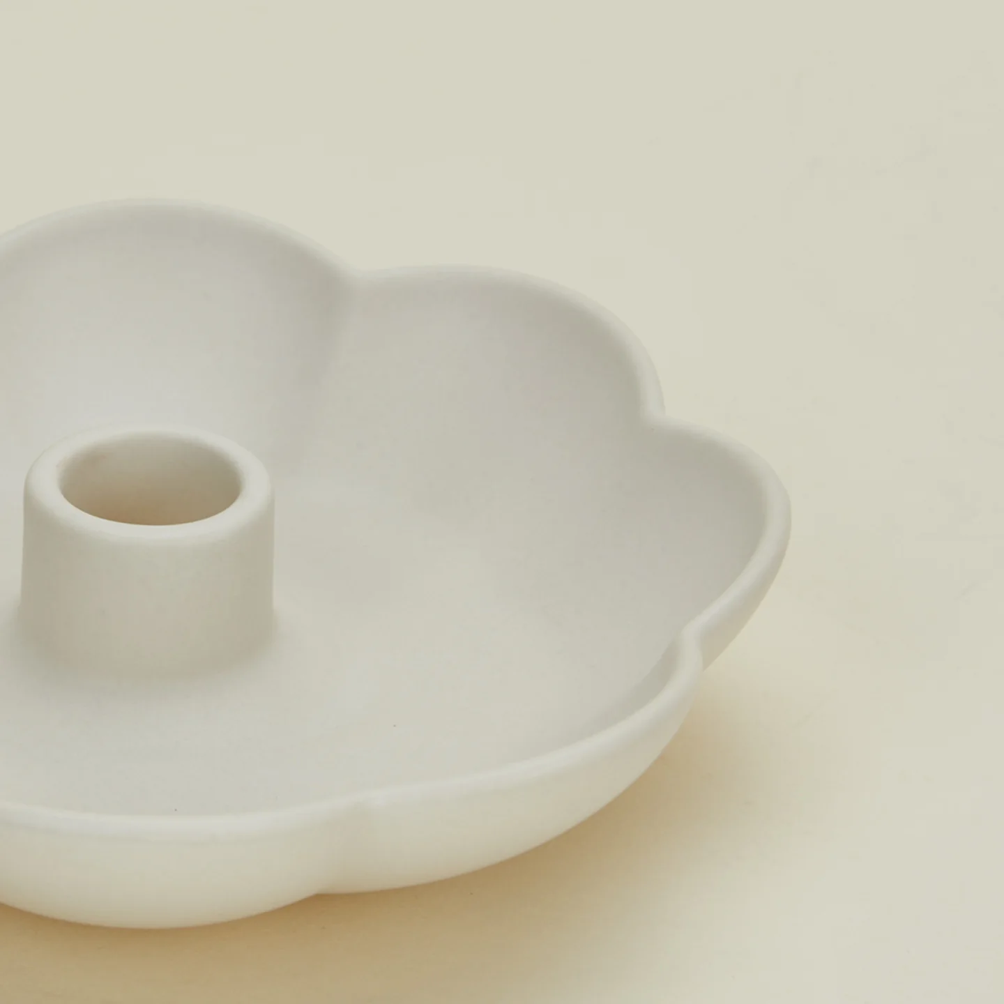 Fleur Taper Holder - Image 4