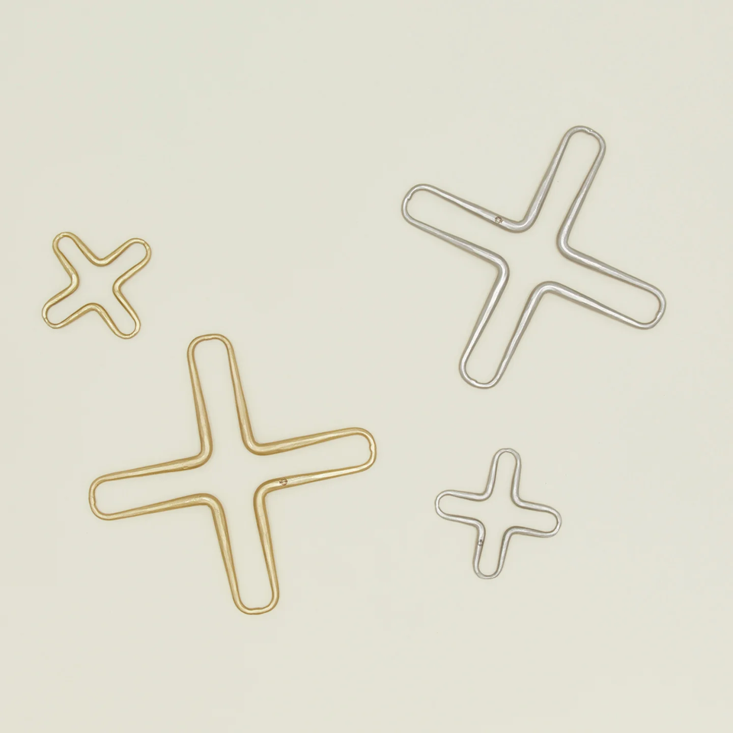 Forged Mini Trivet, Set of 2 - Image 3