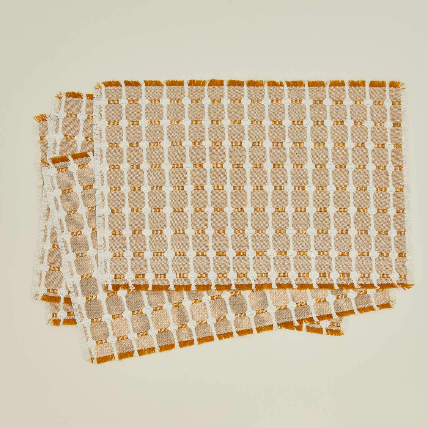 Hopsack Fringed Placemat, Set of 4 - Honey - Image 3