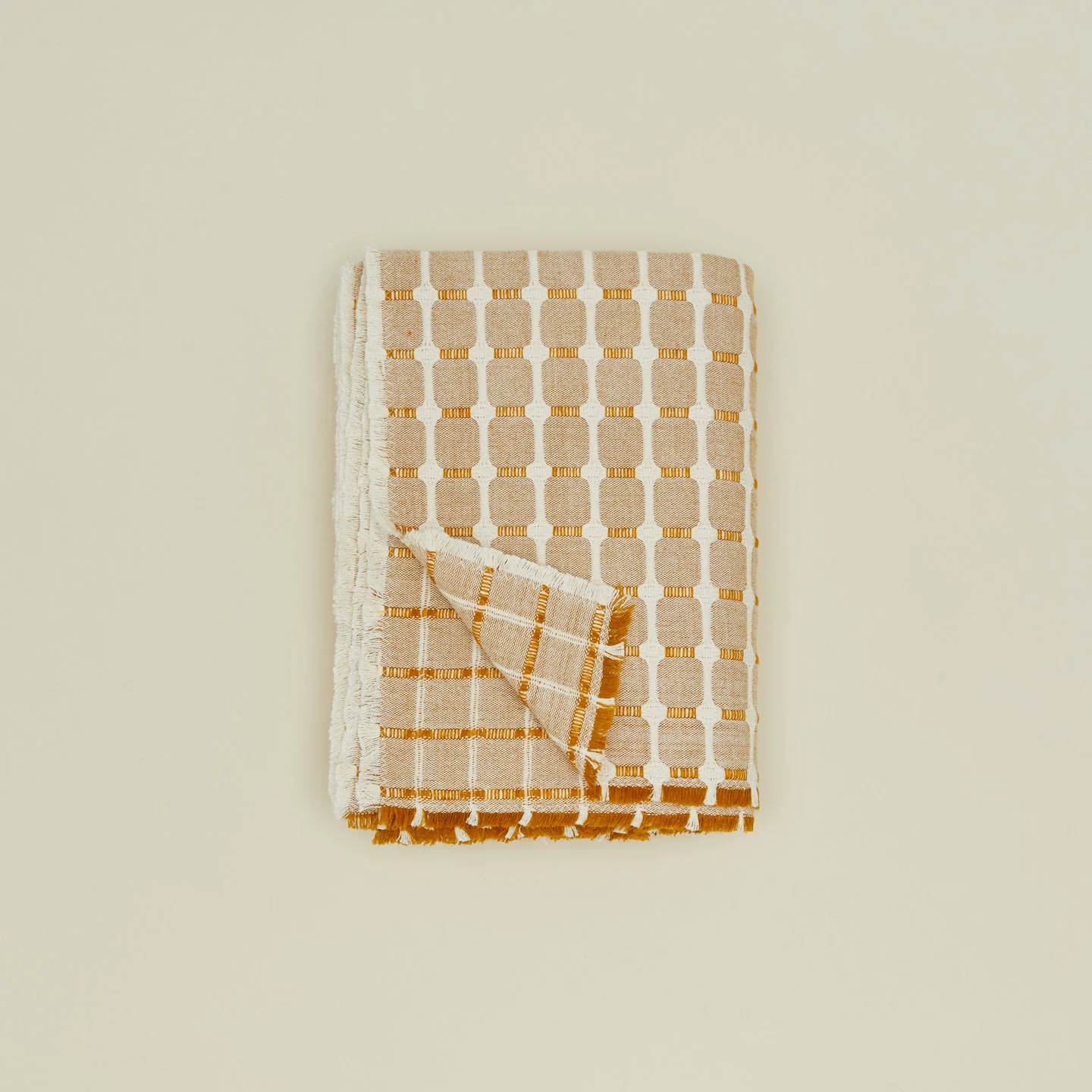 Hopsack Fringed Tablecloth - Honey - Image 4