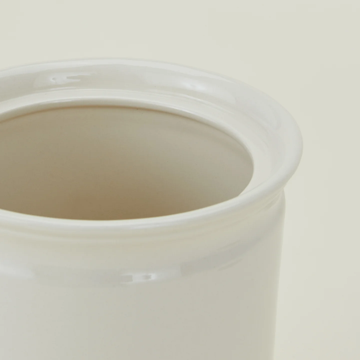 Larder Crock - Ivory - Image 3