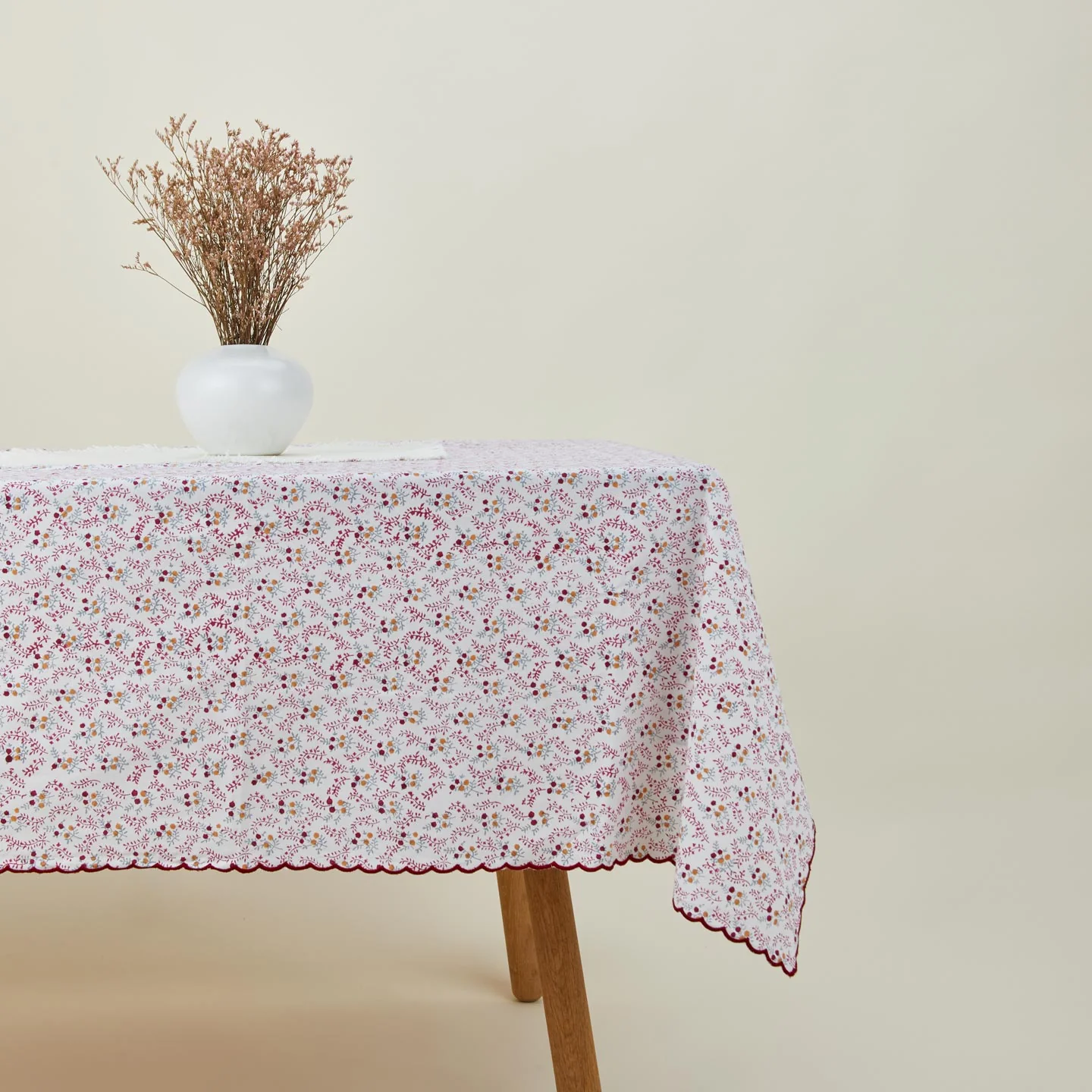 Little Flowers Rectangular Tablecloth - Maroon - Image 2
