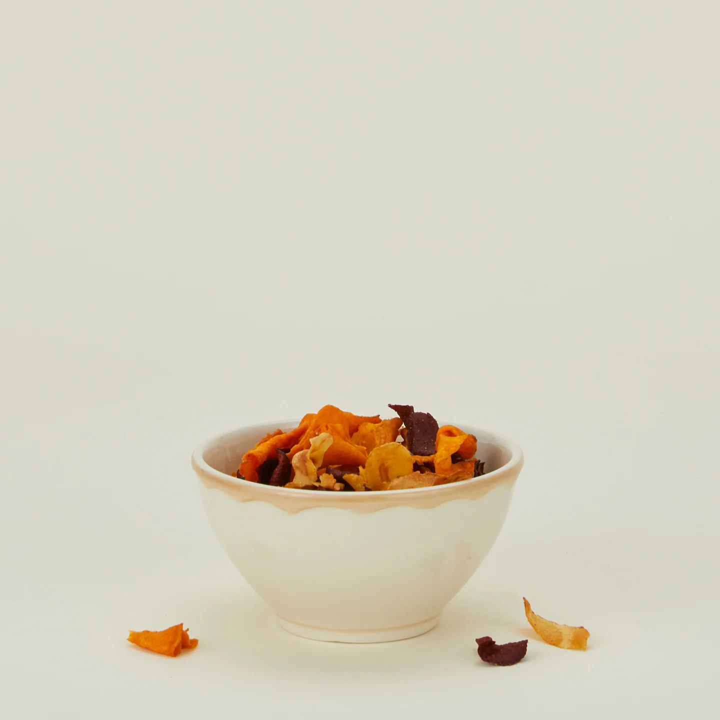 Ogee Edge Cereal Bowl - Latte - Image 2