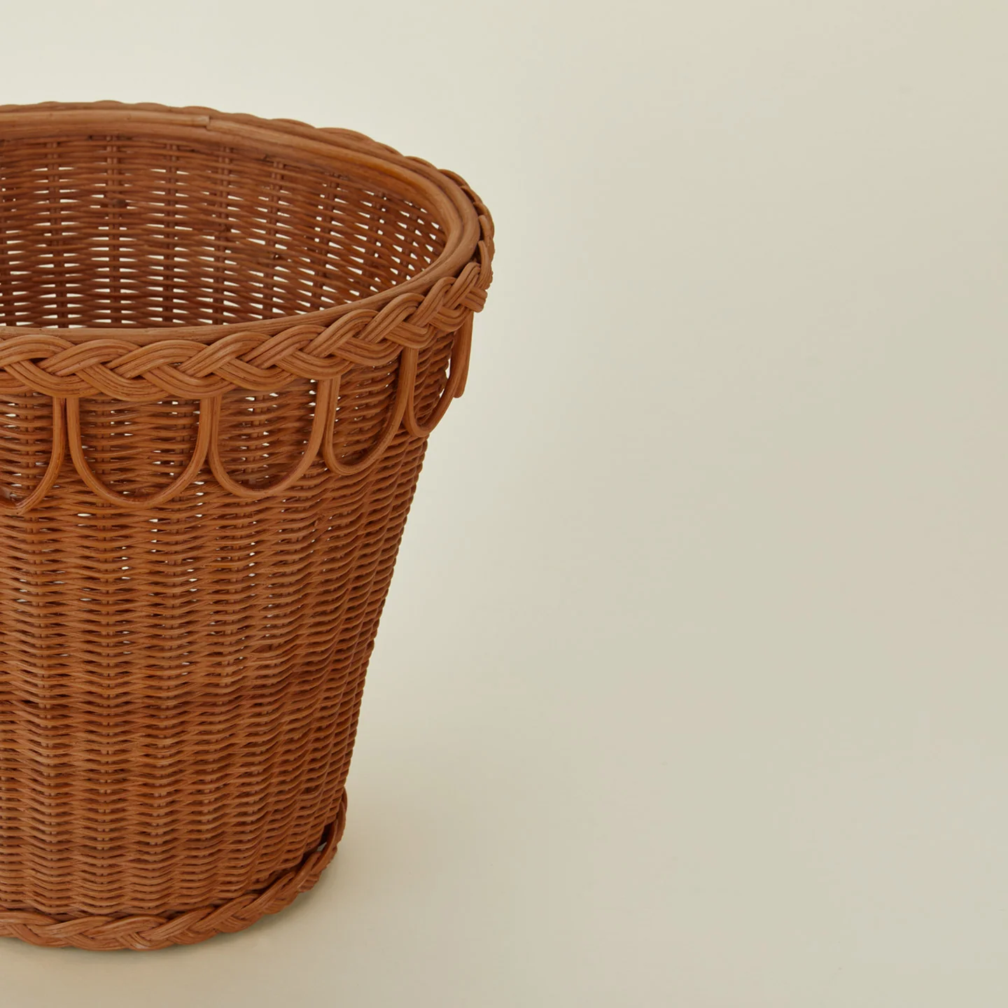 Pinet Plant Pot - Image 17
