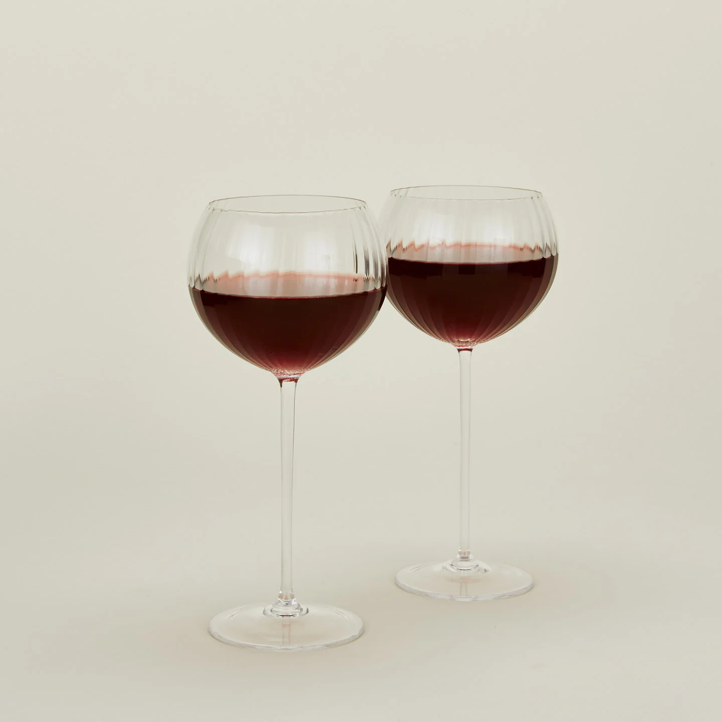 Ribbed Red Wine Glass, Set of 2 - Clear - Image 2