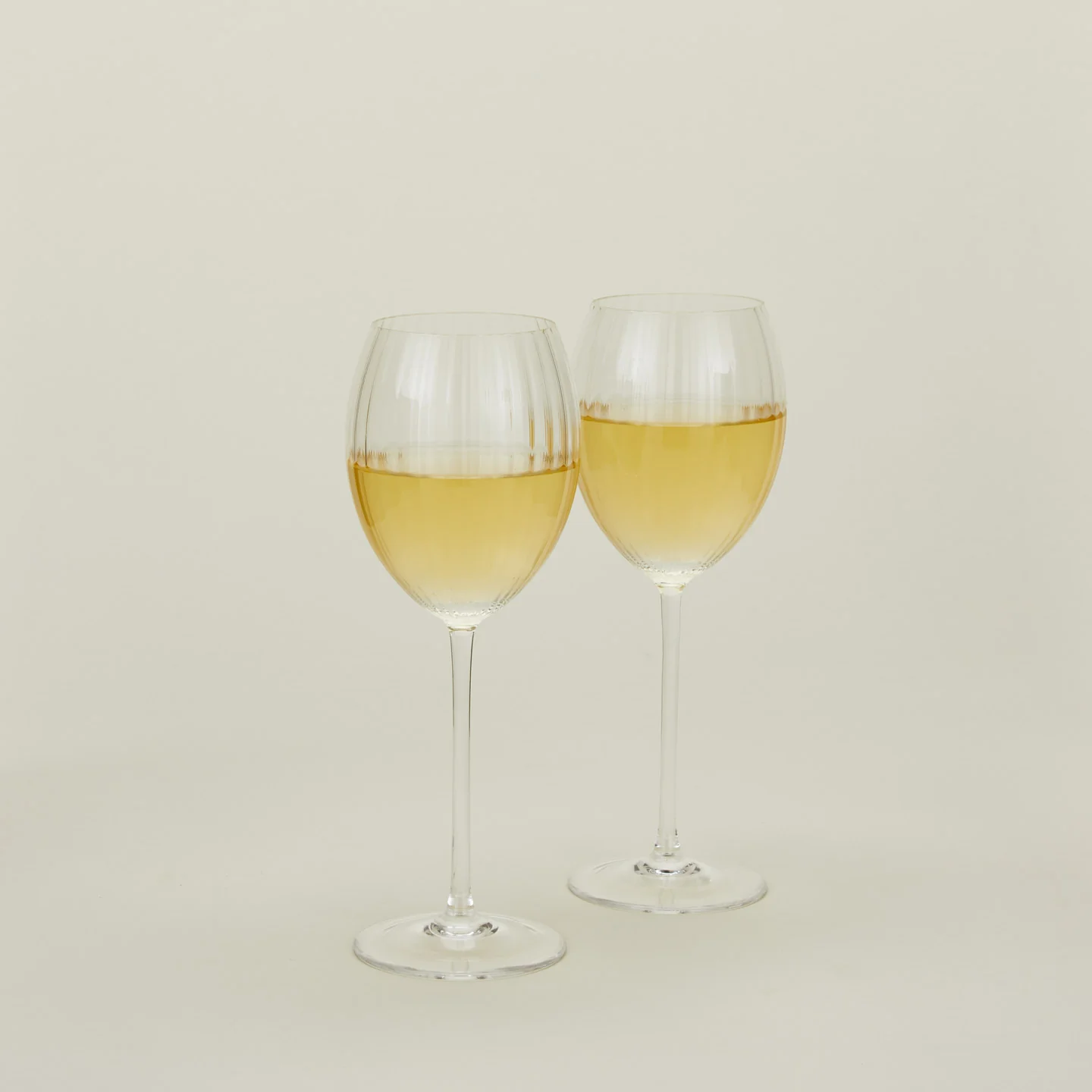 Ribbed White Wine Glass, Set of 2 - Clear - Image 2