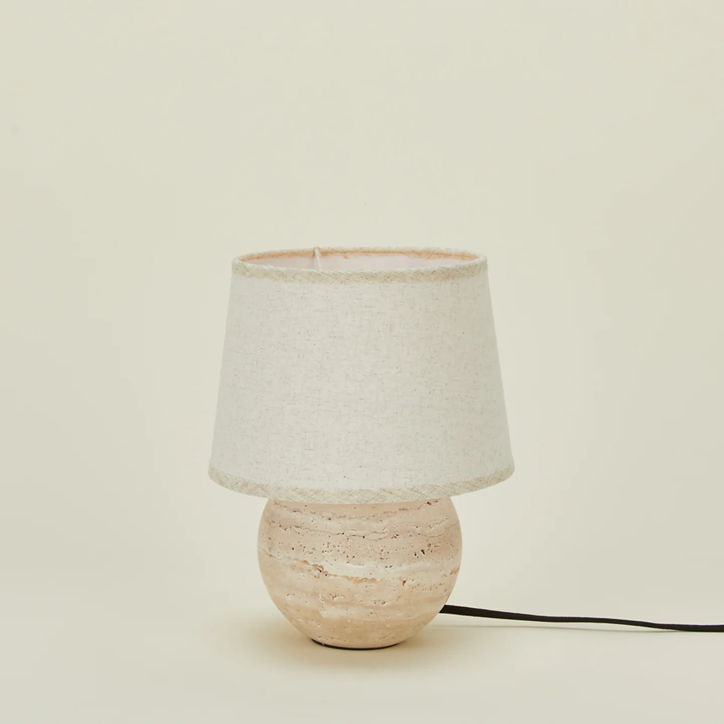 Round Silee Travertine Lamp - Image 2
