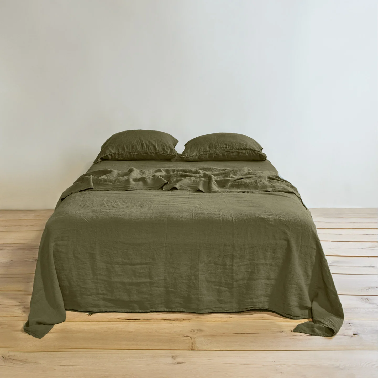 Simple Linen Fitted Sheet - Olive - Image 2