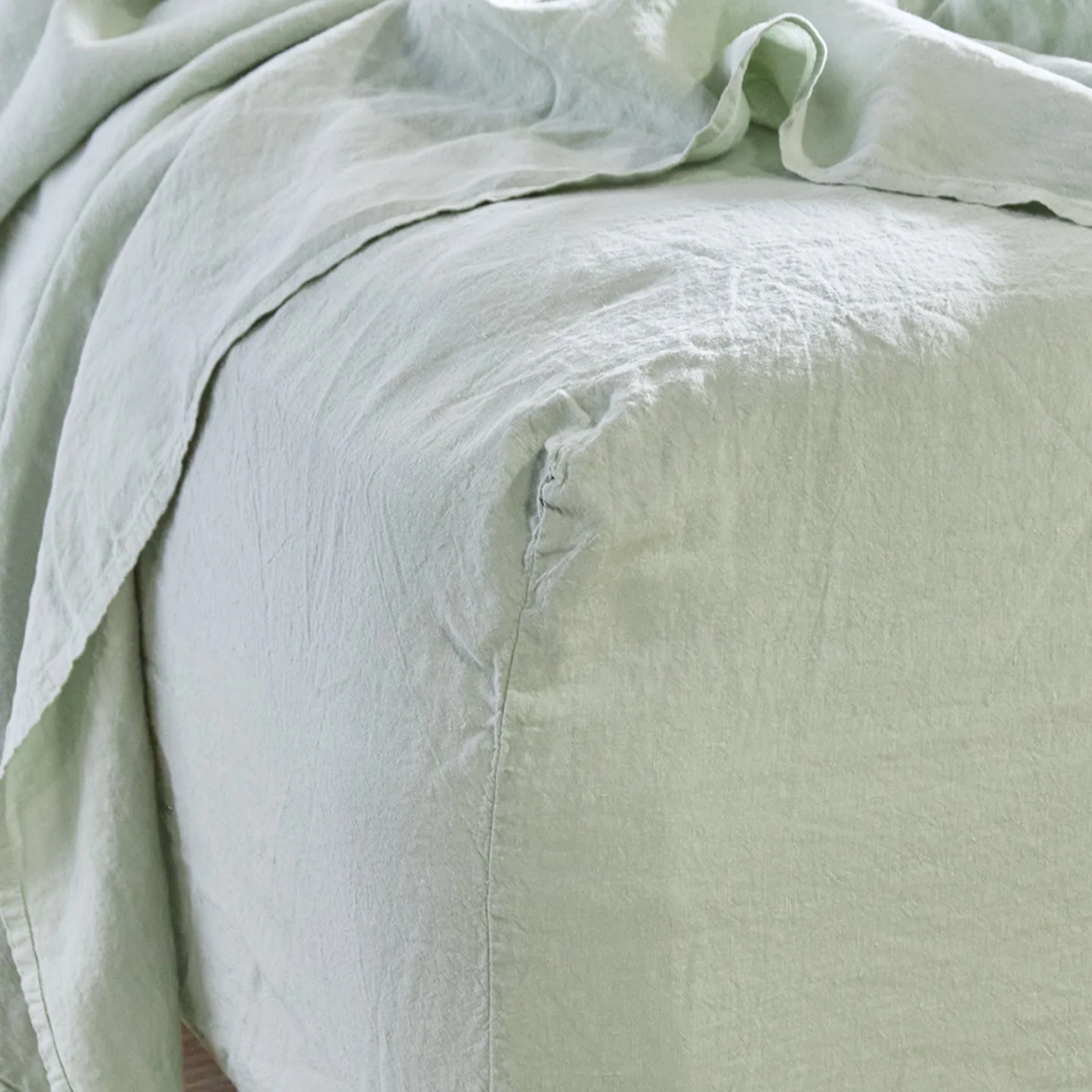 Simple Linen Fitted Sheet - Sage - Image 5
