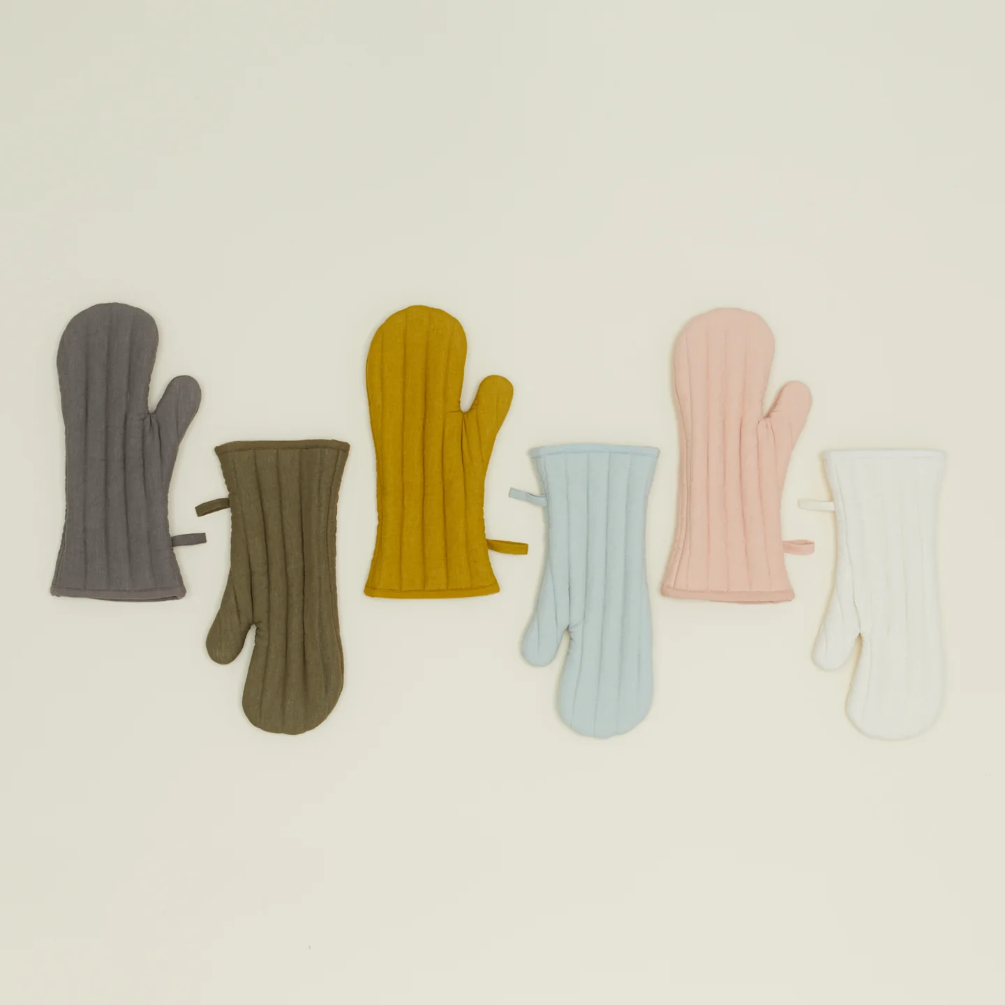 Simple Linen Oven Mitt - Blush - Image 3