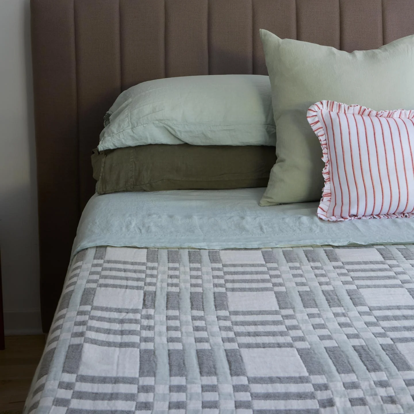 Simple Linen Pillowcases, Set of 2 - Sage - Image 6