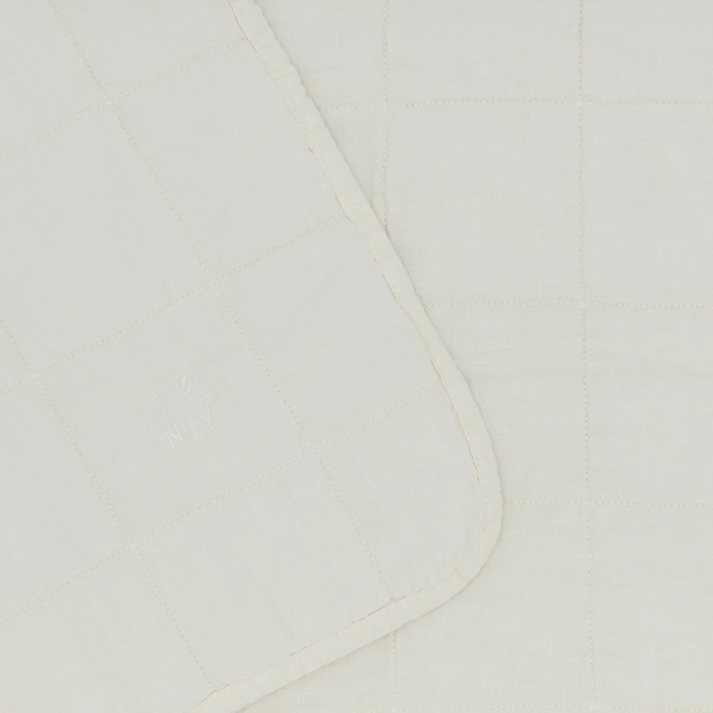 Simple Linen Quilt - Ivory