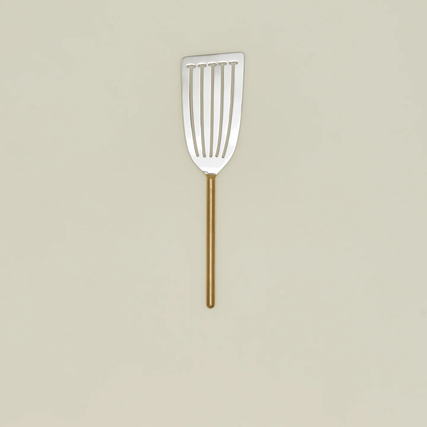 Simple Metal Fish Spatula - Brass - Image 3