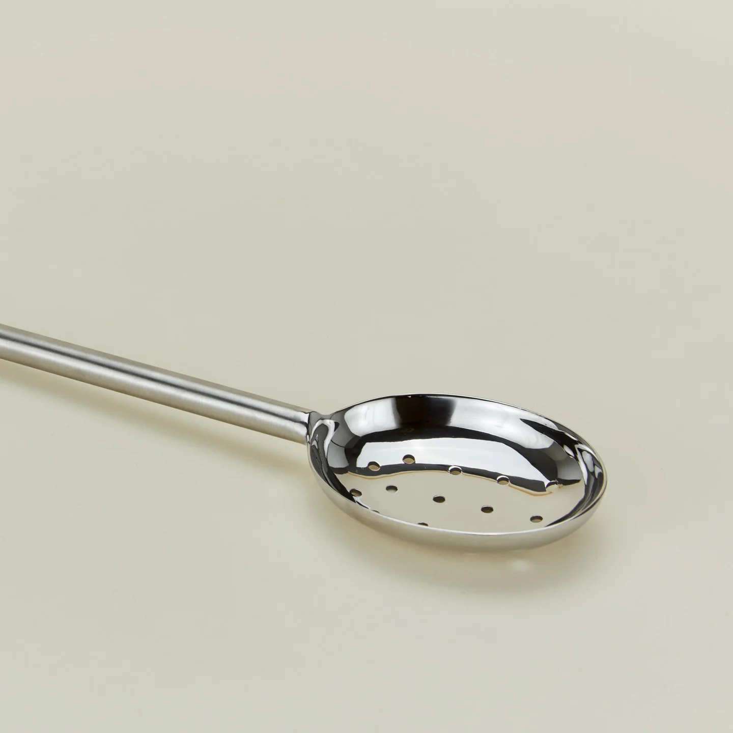 Simple Metal Slotted Spoon - Silver - Image 4