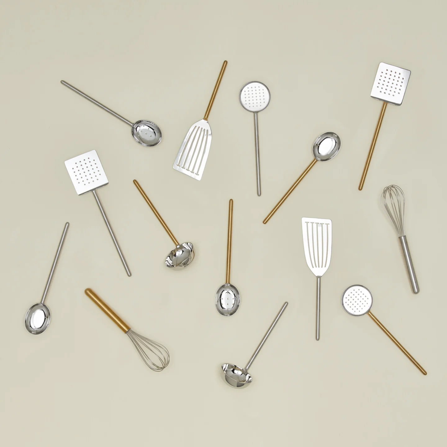 Simple Metal Slotted Spoon - Silver - Image 5