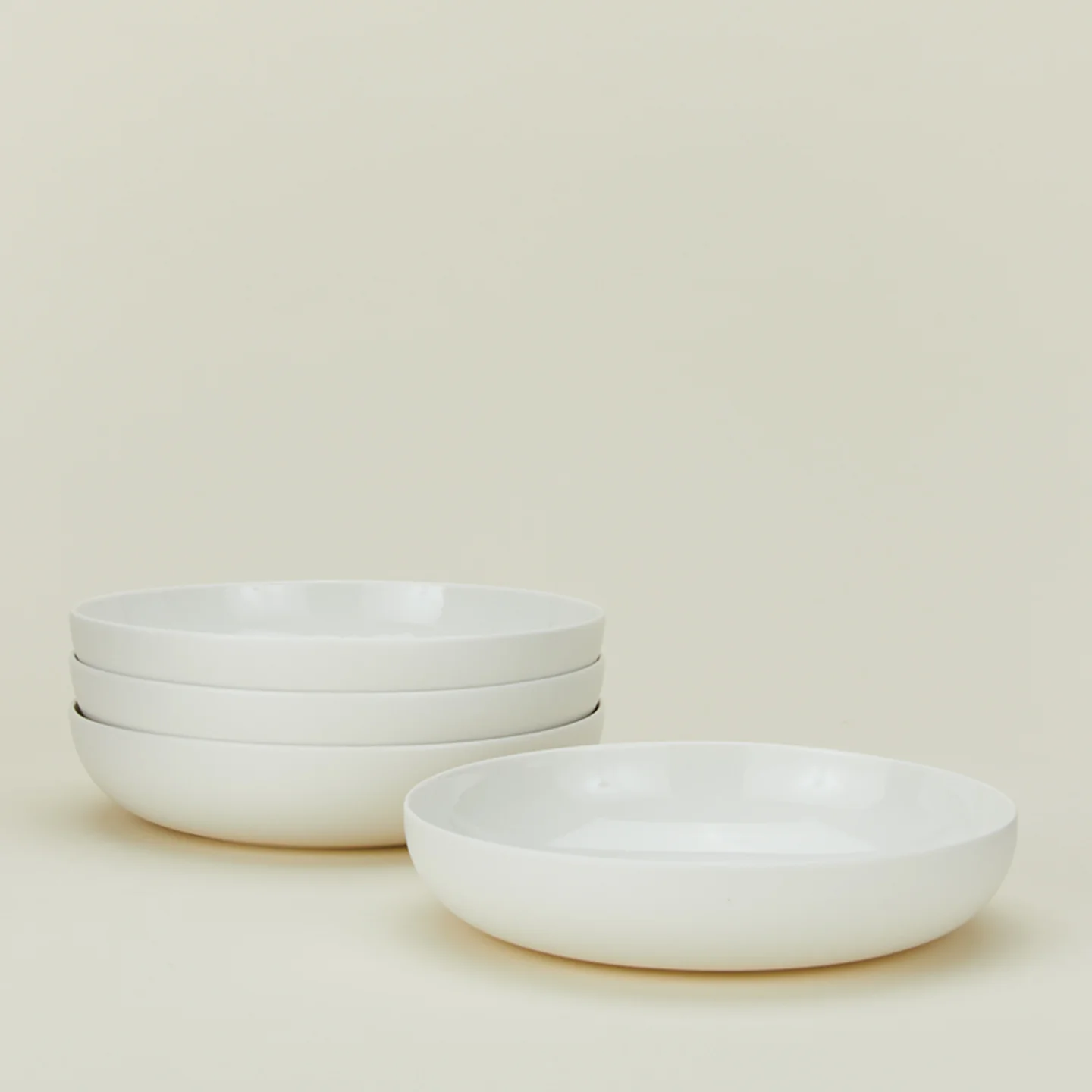 Simple Porcelain Dinnerware 16-Piece Set - Image 3