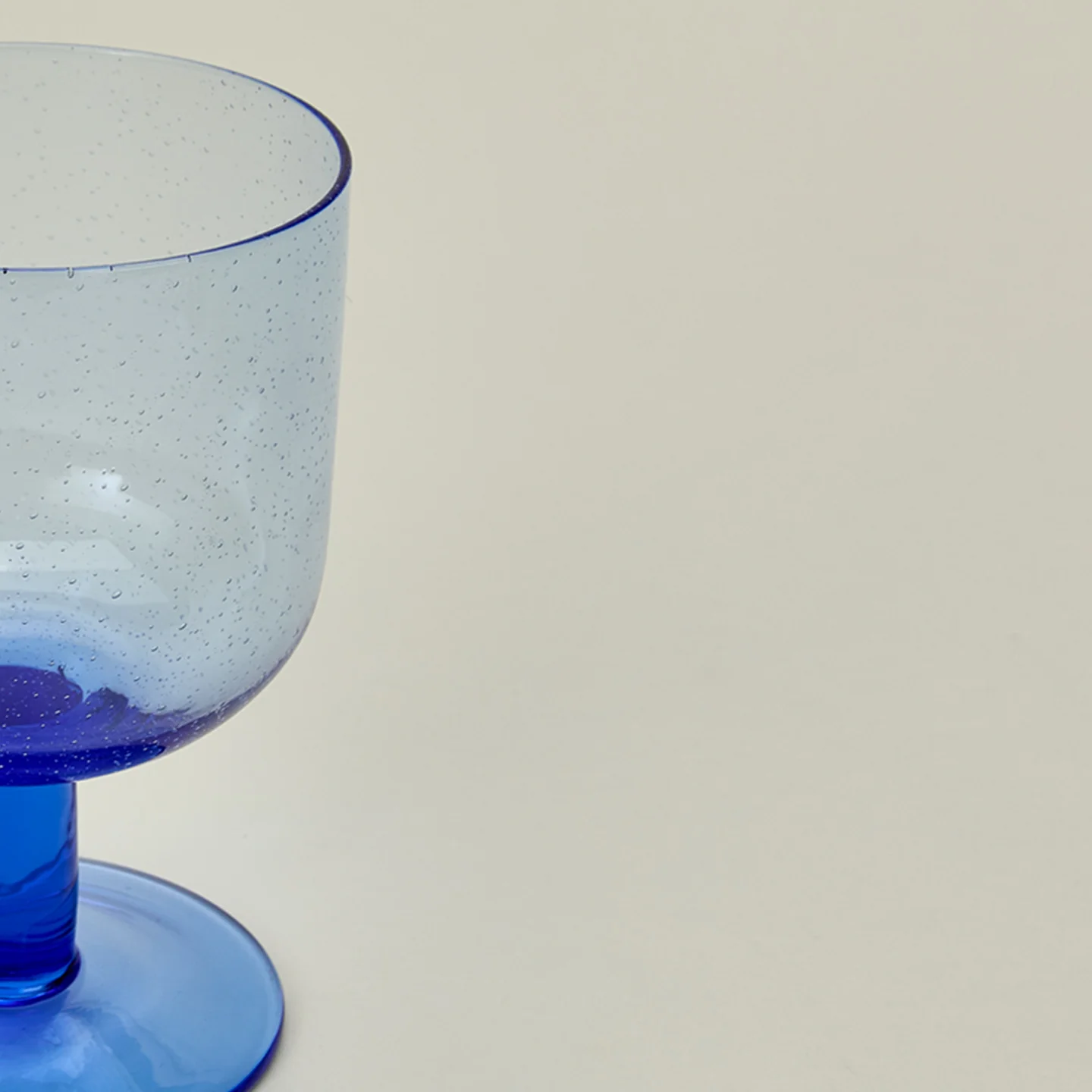 Simple Seeded Glassware, Set of 4 - Blue - Image 3