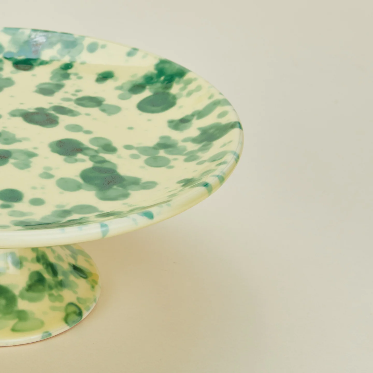 Splatter Cake Stand - Yellow/Green - Image 4