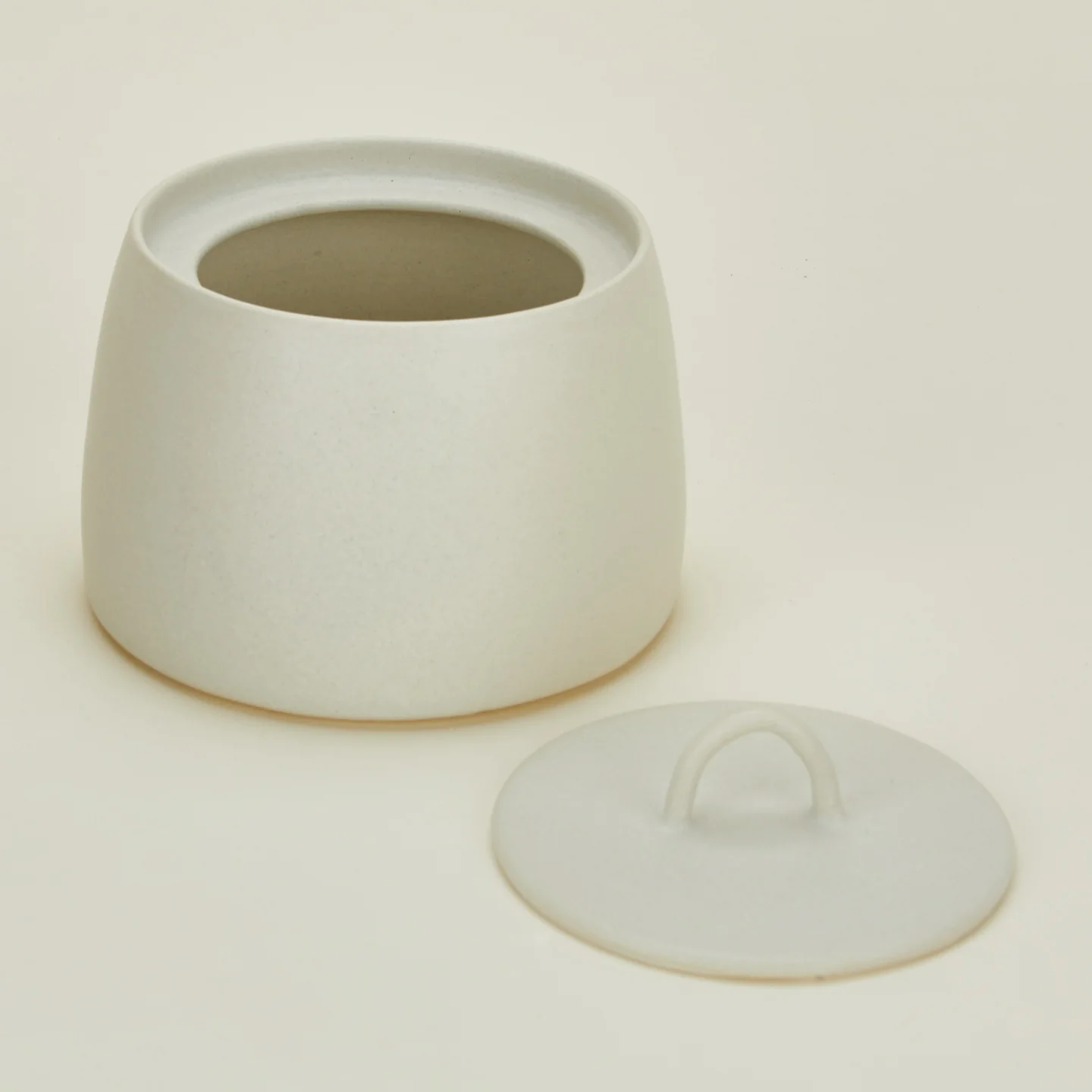 Wide Lidded Jar - Image 4
